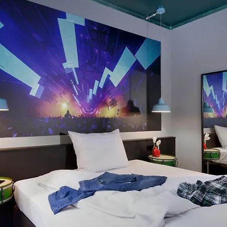 Staytion Urban Hotel 4*