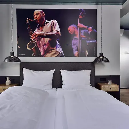 Staytion Urban Hotel