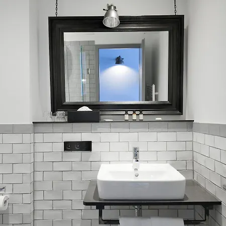 Hotell Staytion Urban 4*